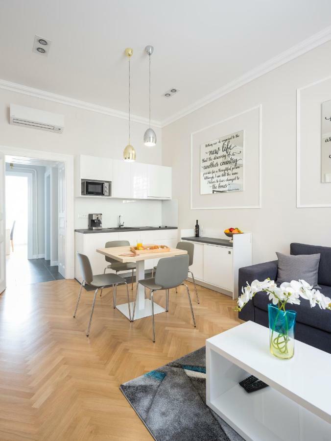 White Rose Apartment Zagreb Exteriör bild