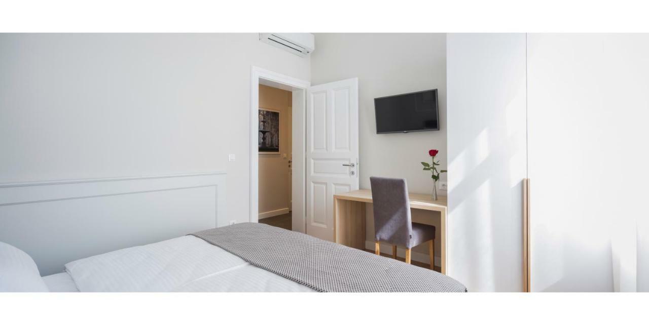 White Rose Apartment Zagreb Exteriör bild